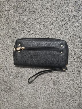 Black Wristlet Wallet - Classic Clutch